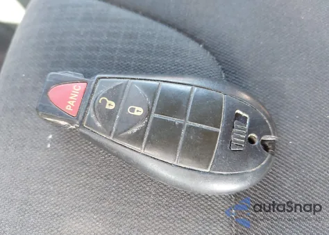 2016 Jeep Cherokee Latitude z USA, uszkodzony, nr VIN 1C4PJLCS7GW206935